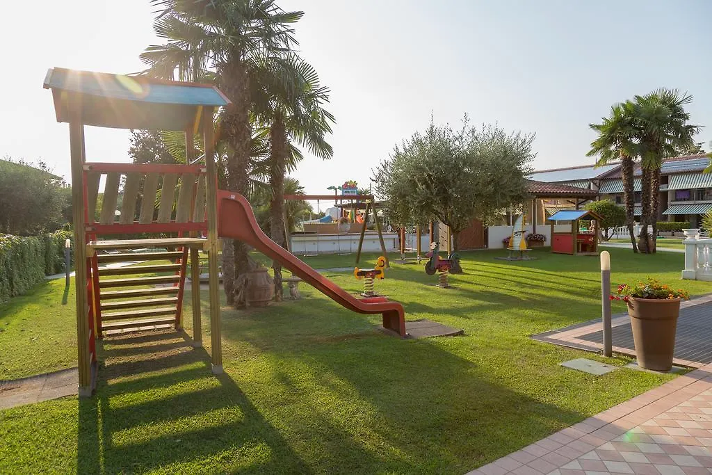 לאזיסה Residence La Margherita מלון דירות