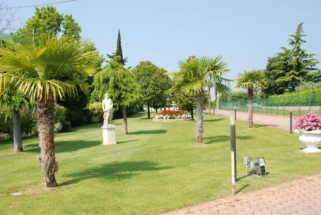 לאזיסה Residence La Margherita